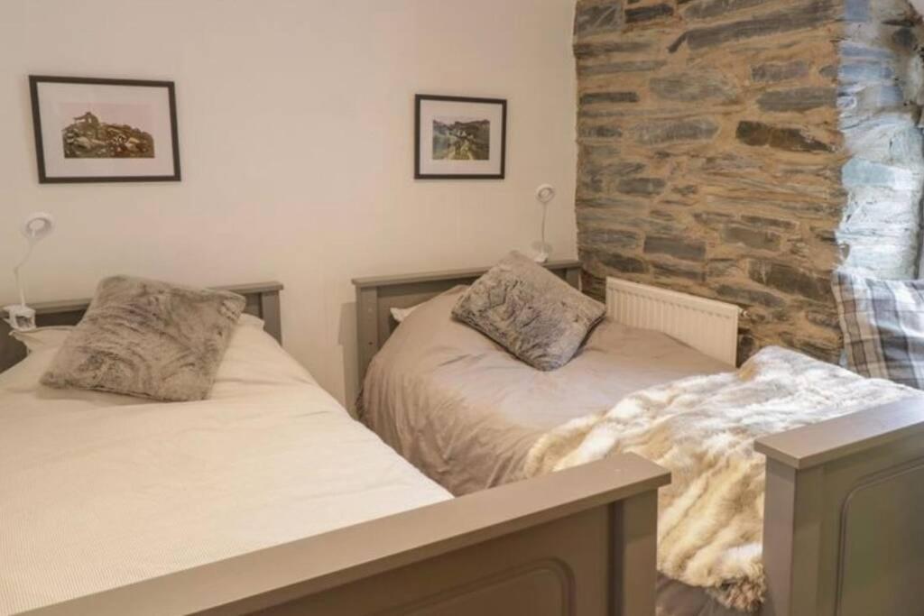 Pen Y Cwm Villa Penmachno Bagian luar foto