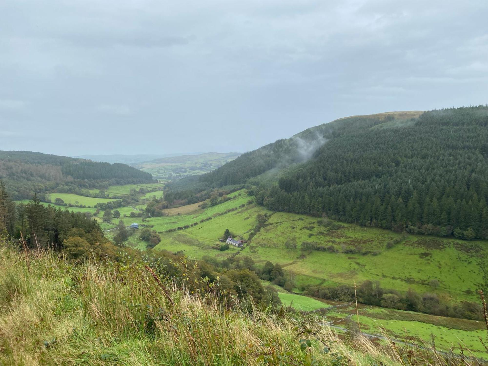 Pen Y Cwm Villa Penmachno Bagian luar foto